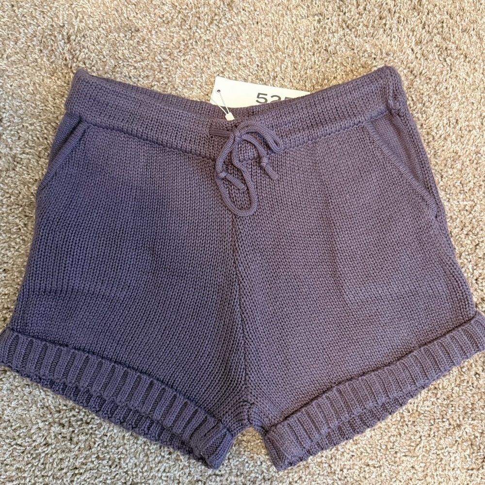 NWT Revolve 525 women's knit shorts with pockets women's size medium oversized